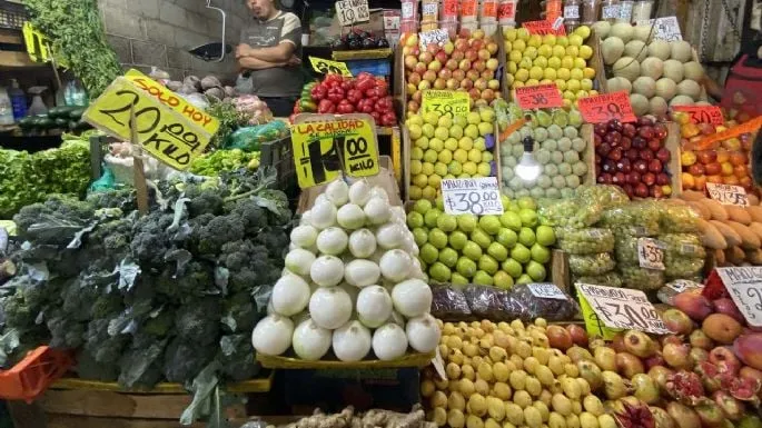Aceleración de la inflación repunta más de lo esperado y se acerca al 5%