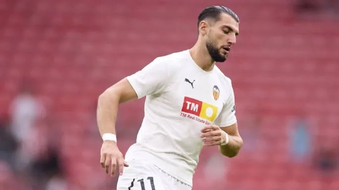 Rafa Mir, futbolista del Valencia, es detenido por presunta agresión sexual