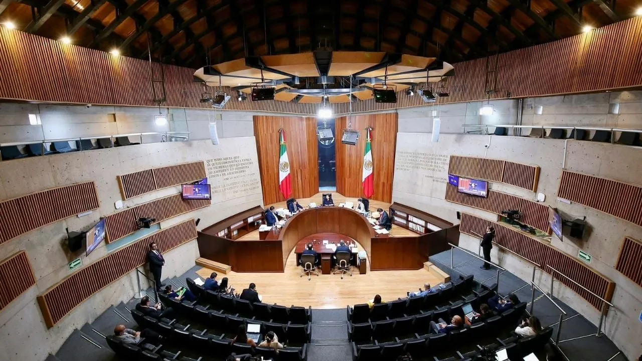 El TEPJF rechaza revisar el procedimiento administrativo contra consejeros del INE