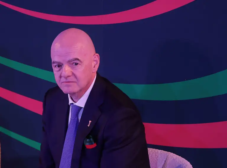 Primer ministro británico dice que Infantino no es el indicado para liderar la FIFA