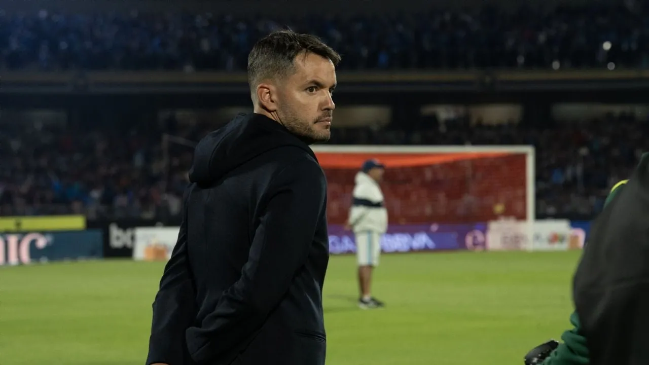 Cruz Azul destituye a Nicolás Larcamón a las puertas de la liguilla