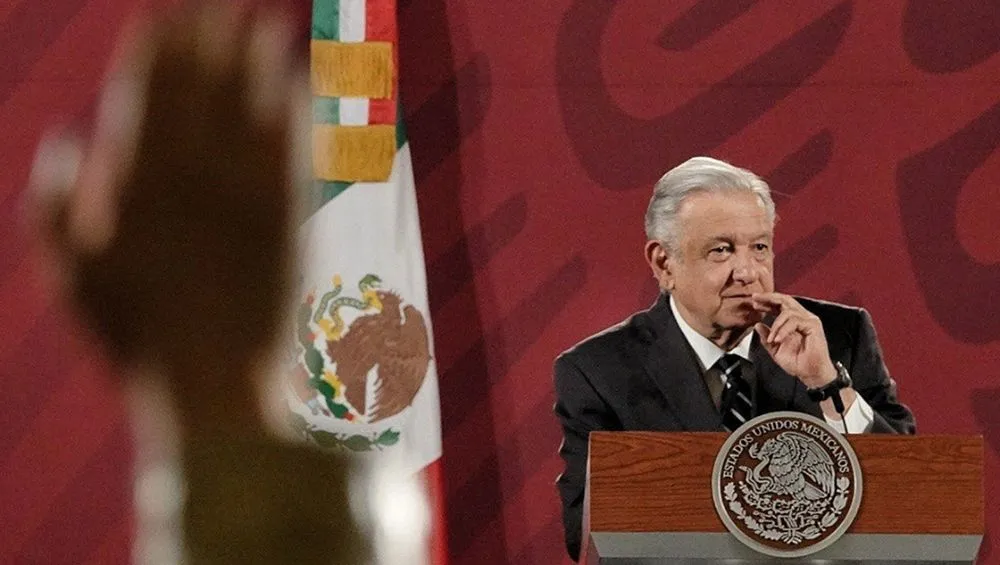 AMLO pretende reforma constitucional si no avanza su reforma eléctrica 