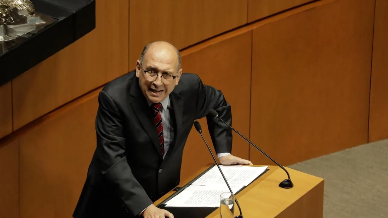 Reforma sobre incremento de salario no se publica porque no hay dinero y Noroña la detiene: Moreira