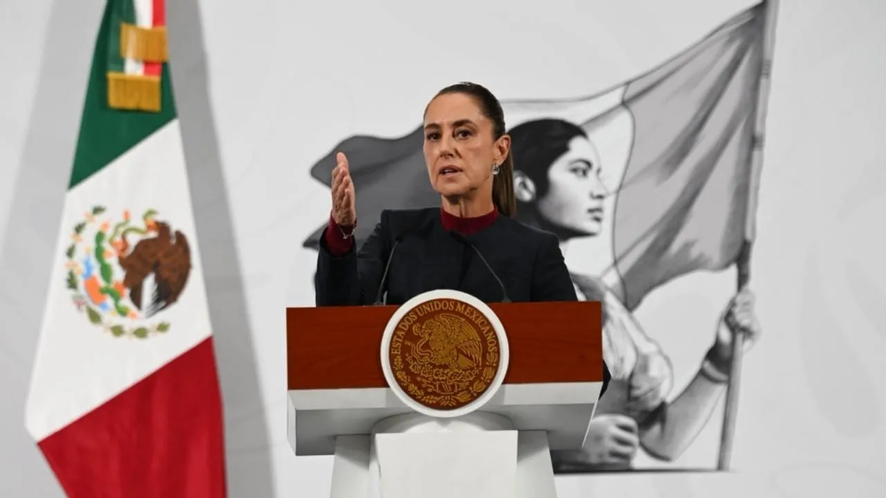 FGR investiga a empresarios de EU por huachicol fiscal: Sheinbaum