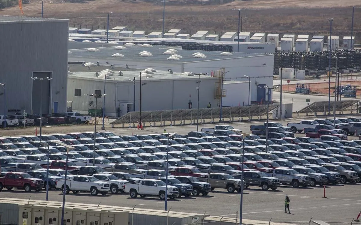 En medio de amenazas de Trump, caen las exportaciones de autos a Estados Unidos