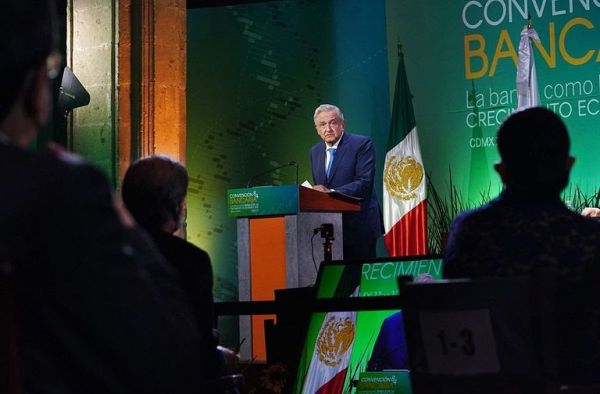 AMLO: Promete facilitar procesos a sector privado