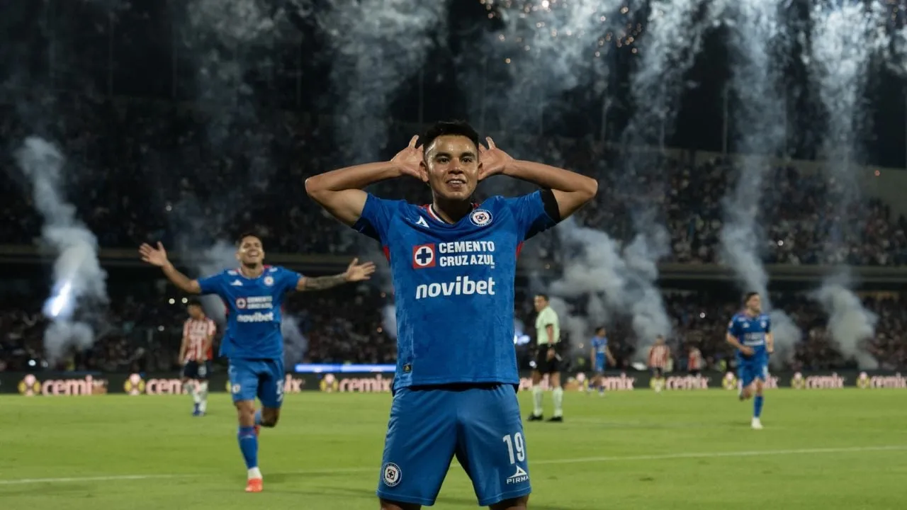 Brugada aclara: Parque Bicentenario no será estadio de futbol para el Cruz Azul