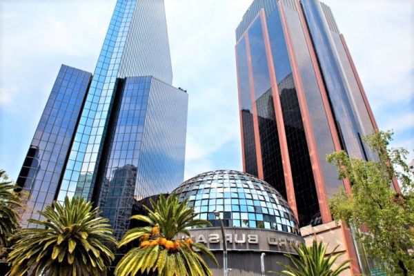 Bolsa Mexicana de Valores suspendió sus operaciones