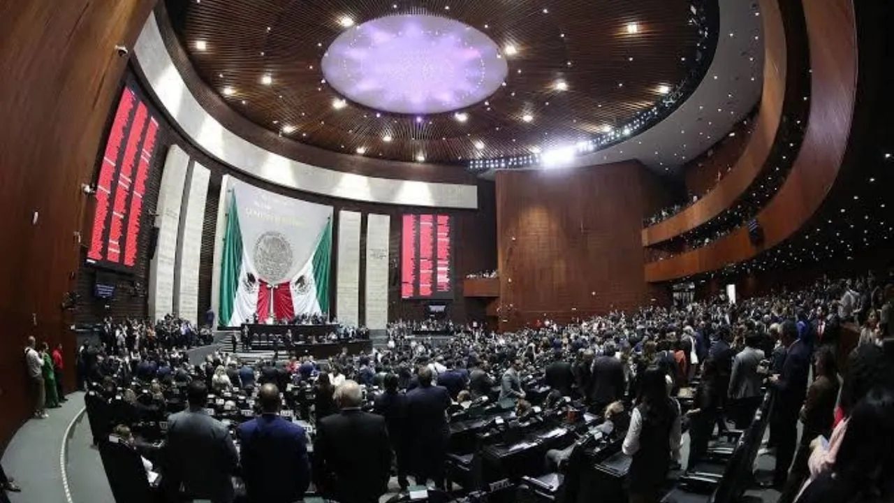 Diputados aplazan periodo extraordinario