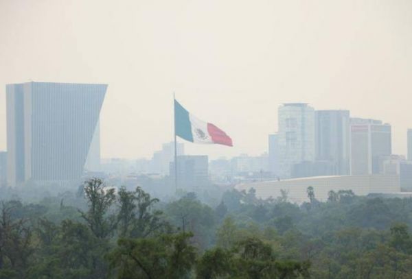 Activan medidas por contaminación atmosférica en CDMX.