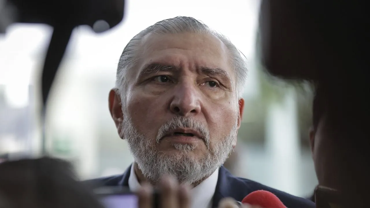 Presentan denuncia contra Adán Augusto por presuntas falsedades en sus declaraciones patrimoniales