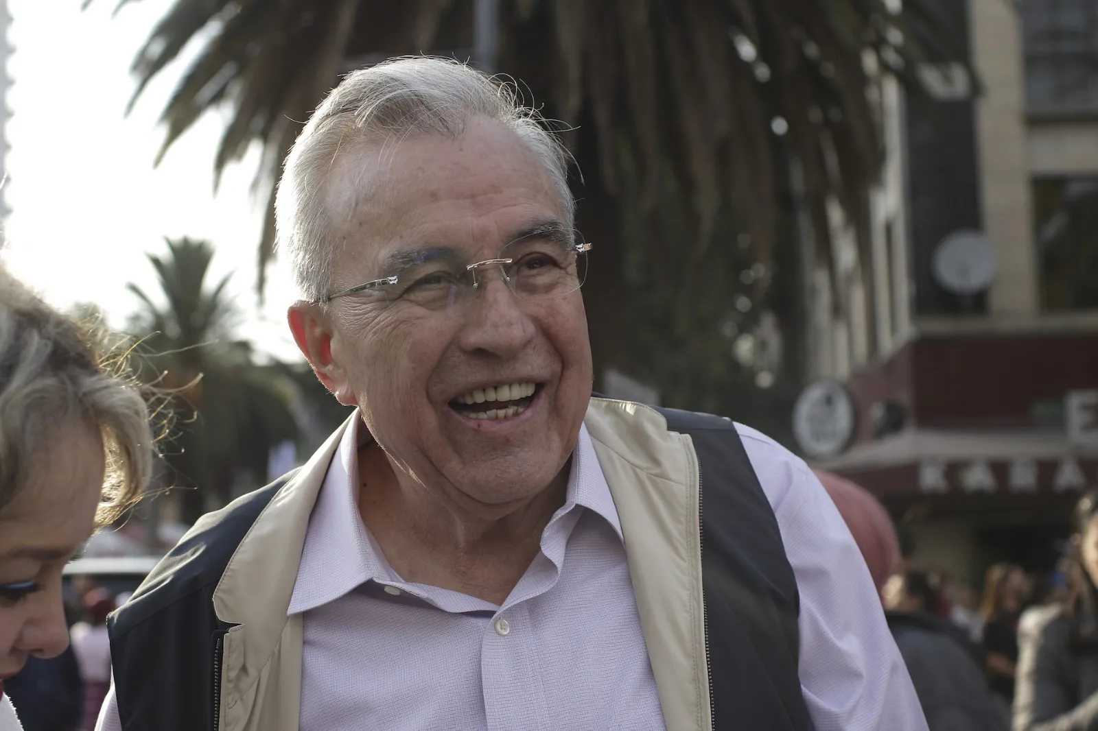 “¿Con cuántas firmas se va, gobernador?”, colectivo de ciudadanos en Sinaloa reta a Rubén Rocha