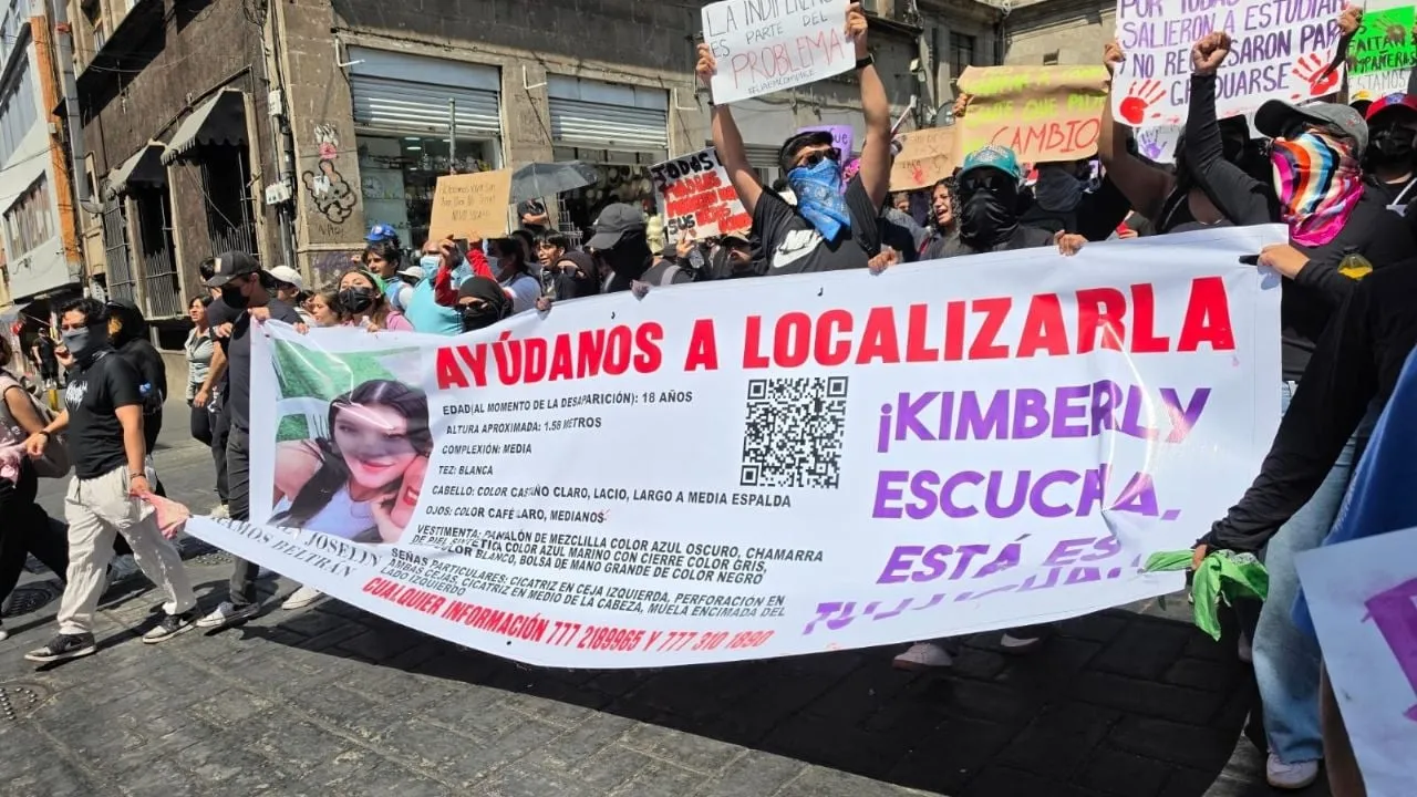 División en marchas por Kimberly Ramos: estudiantes exigen la salida de la rectora de la UAEM (Video)