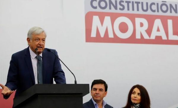 Este mes se presentará la Constitución Moral: AMLO