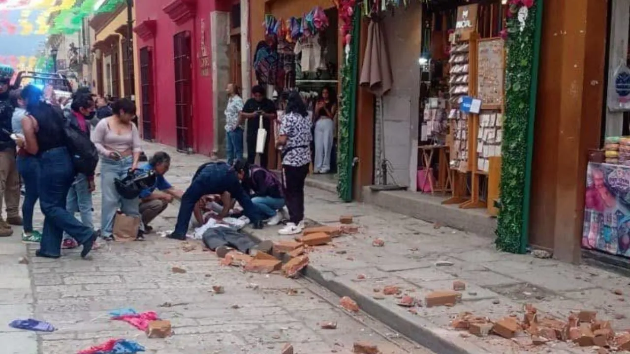 Elevan a 5.9 la magnitud del sismo con epicentro en Tlacolula, Oaxaca; hay un herido (Video)
