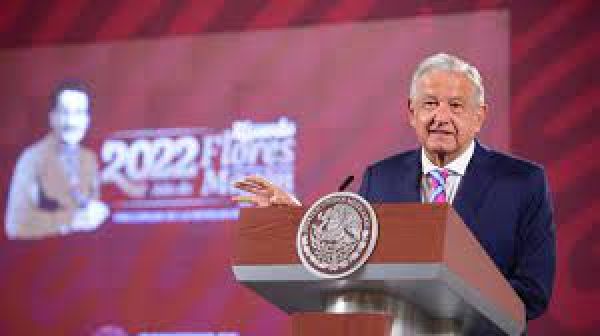 AMLO: ministros son como abogados patronales que no representan al pueblo