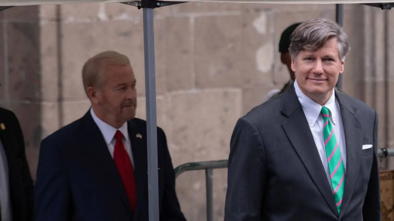 Christopher Landou felicita a México por “matar” a “El Mencho”; la Embajada emite alerta