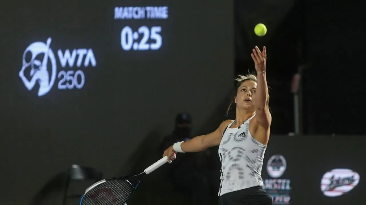 Renata Zarazúa avanza a la segunda ronda de dobles en Roland Garros