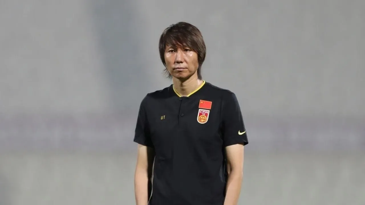 China prohíbe a 73 personas jugar al futbol de por vida y sanciona a nueve equipos por corrupción