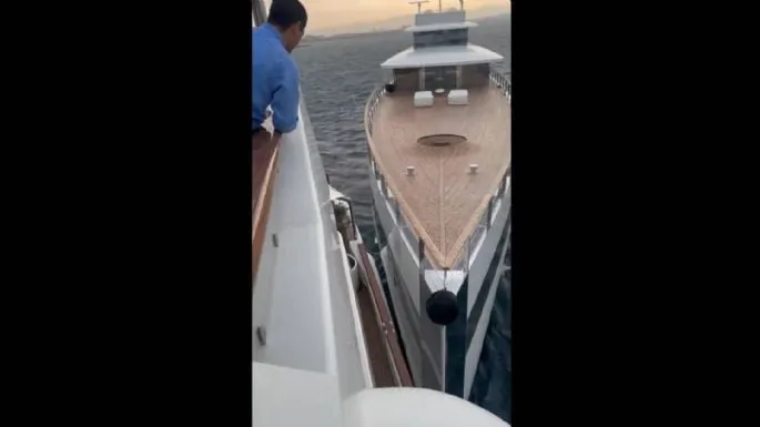 Yate de Steve Jobs choca con el de Salinas Pliego en Italia; así reaccionó el dueño de Elektra (Video)