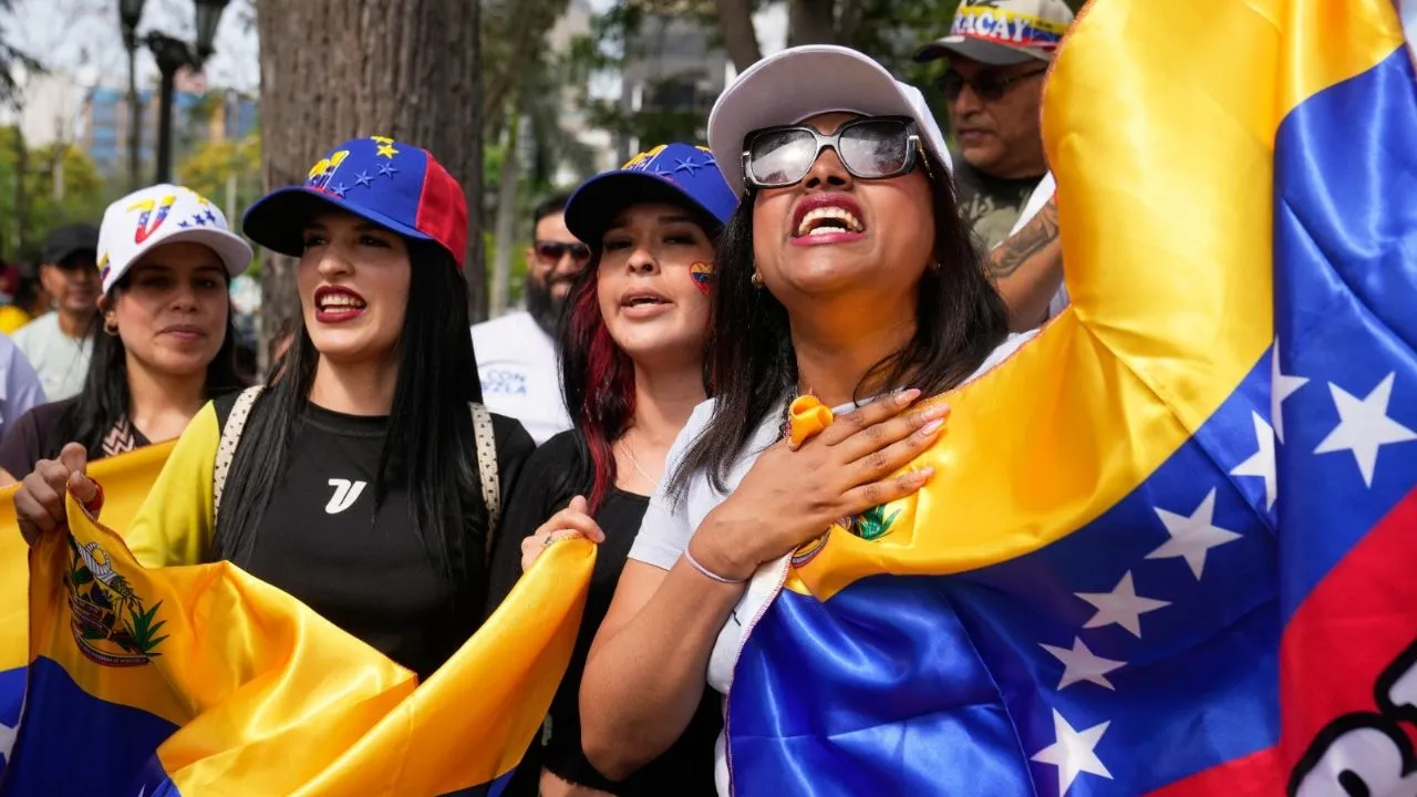 Migrantes venezolanos reviven sueños de regreso, pero los frena la incertidumbre económica