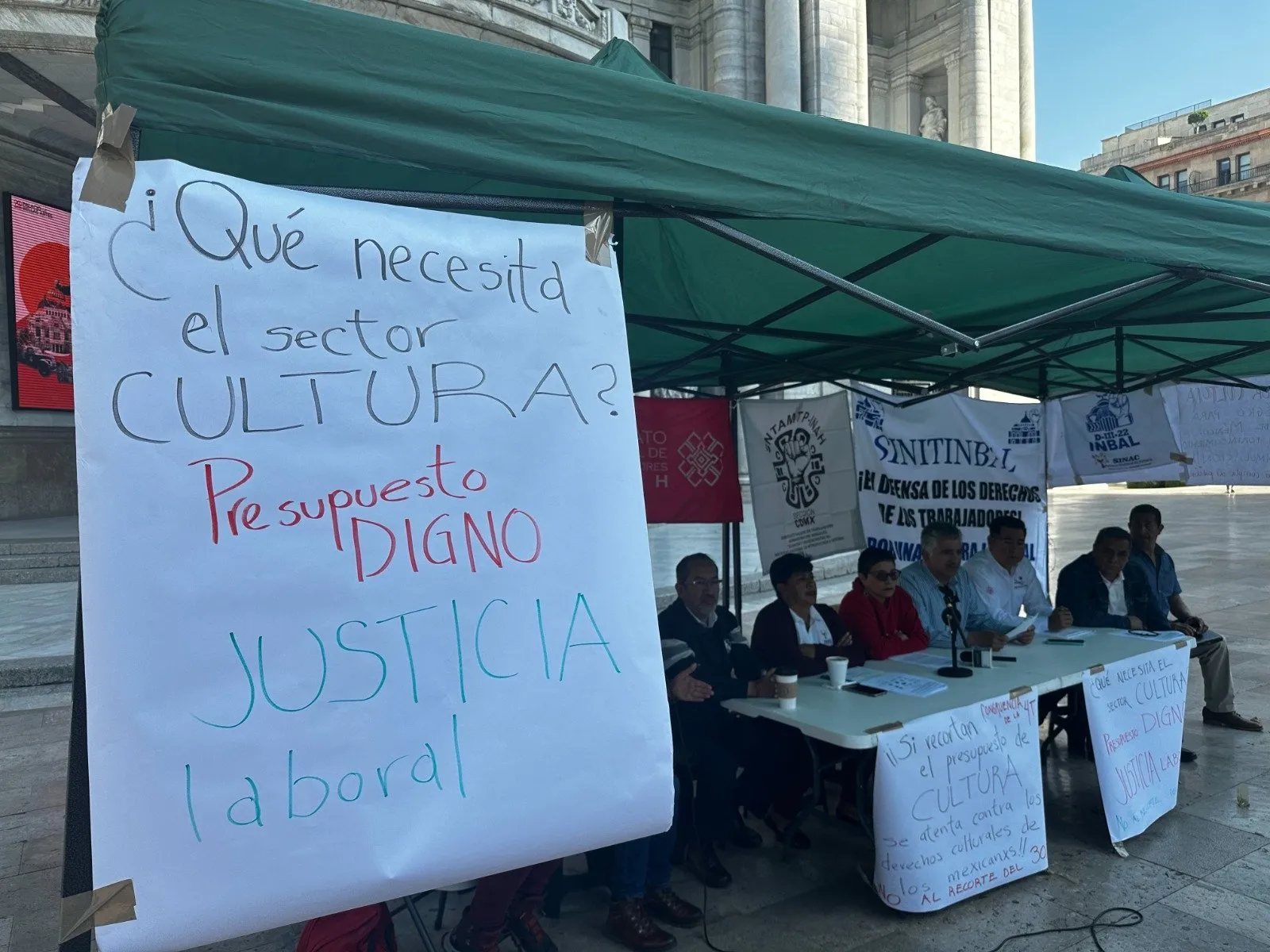 Protestan contra el recorte del 30% que la SHCP propuso en el PPEF 2025 a Cultura