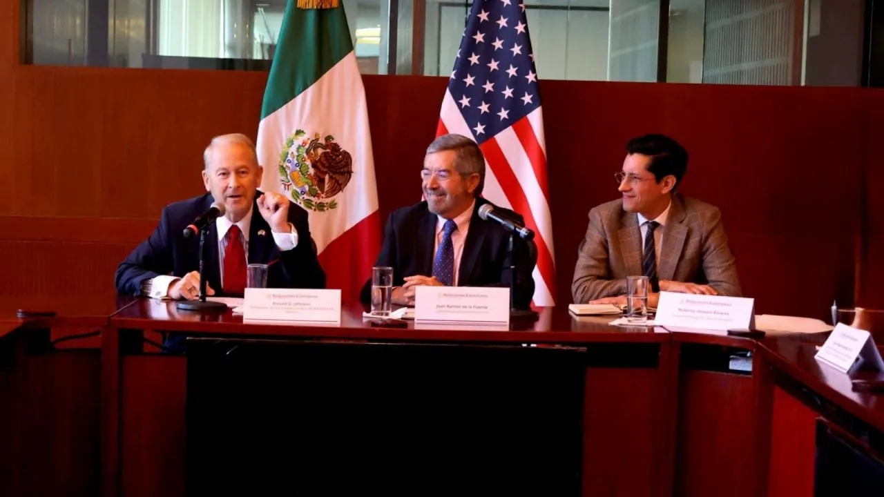 Juan Ramón de la Fuente se reunió con la comisión bipartidista de congresistas estadunidenses