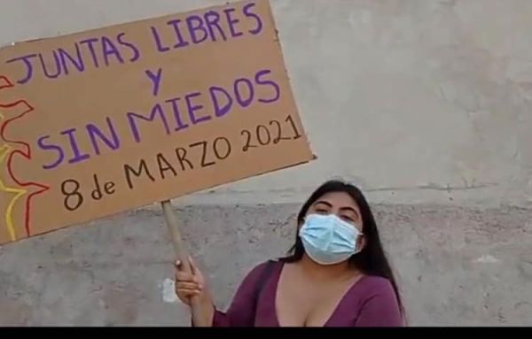 Astrid la joven que marcho sola el 8M