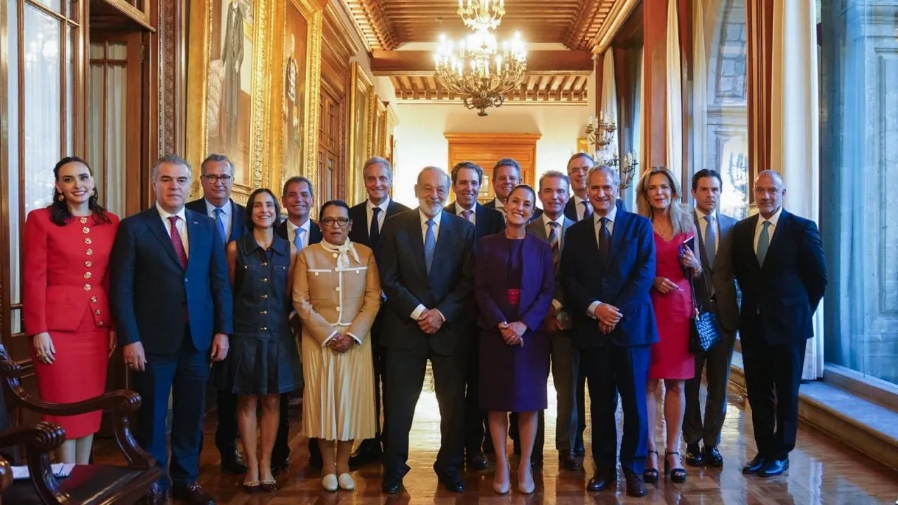 Sheinbaum se reúne con Slim y CCE; dan seguimiento al Plan México