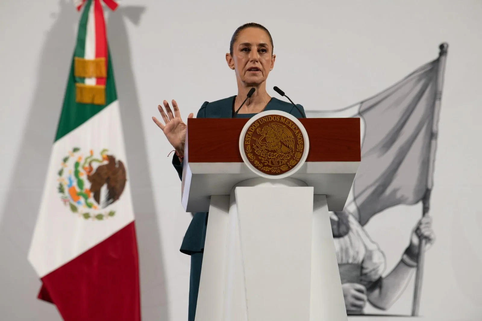Sheinbaum defiende medidas del gobierno sobre desapariciones, ante críticas de colectivos