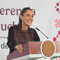 Notifican al contralmirante Farías Laguna de su próximo traslado a México