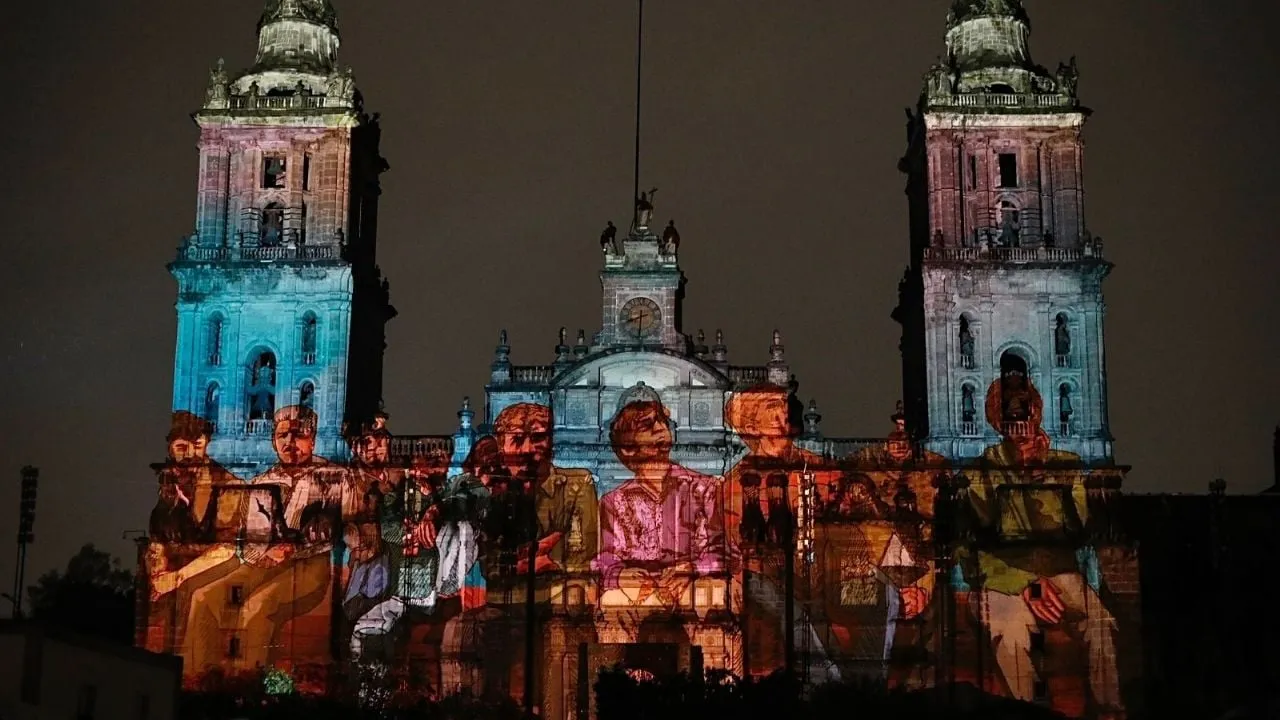 Lluvia intensa y poca afluencia marcan inauguración de “Memoria Luminosa”