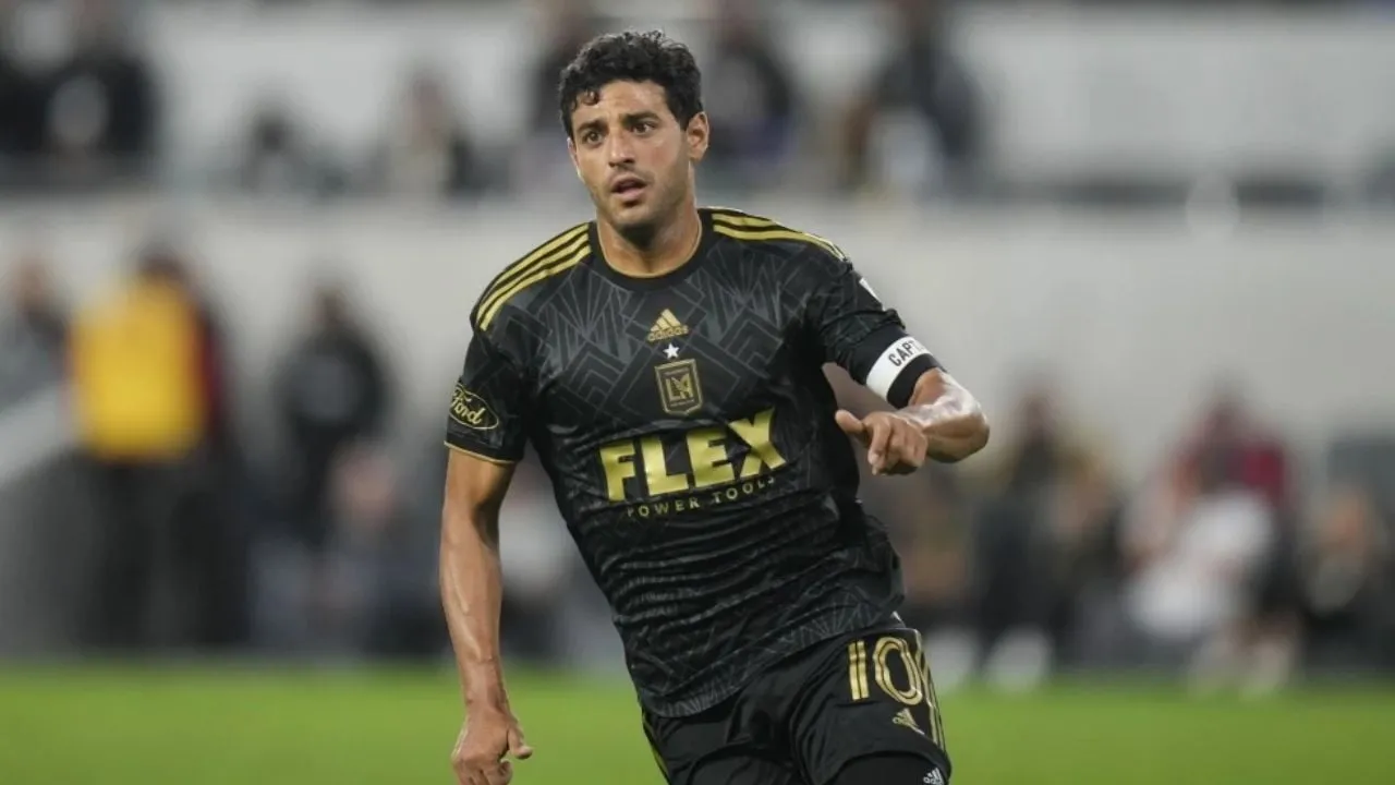 Carlos Vela anuncia su retiro del futbol profesional (Video)