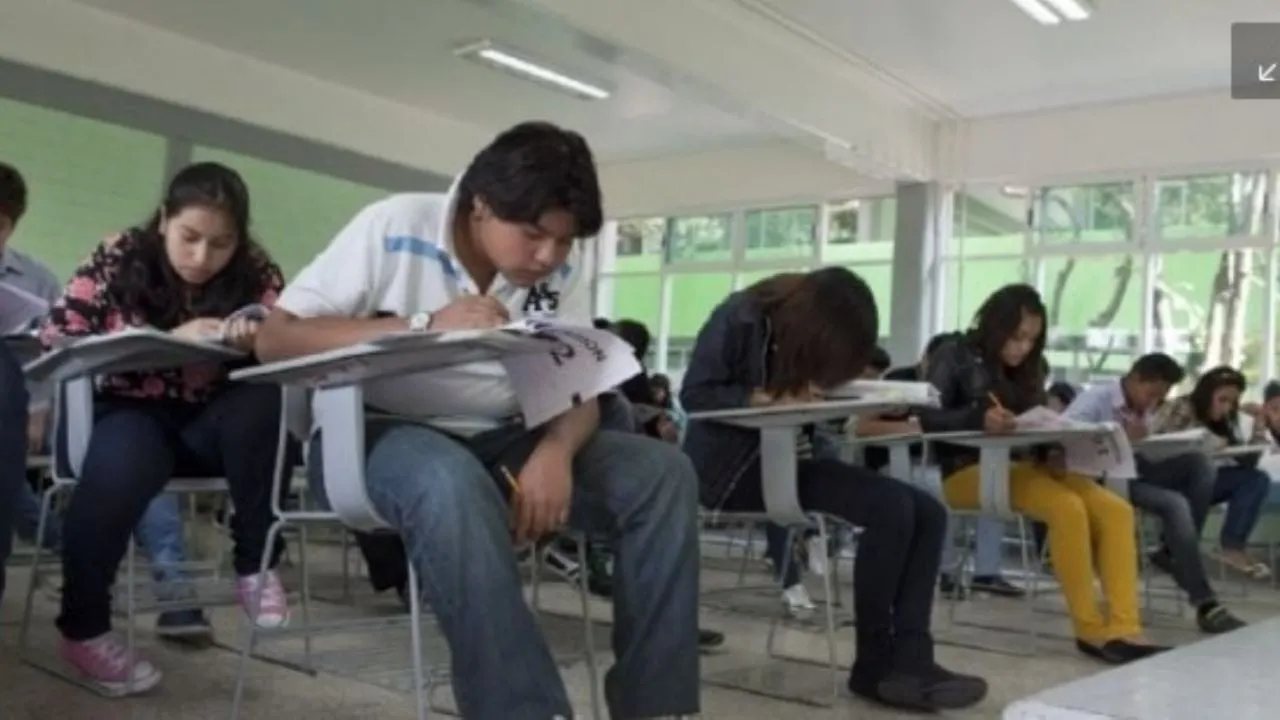 Violencia escolar: más de 140 incidentes desde 2020 impulsan venta de mochilas balísticas