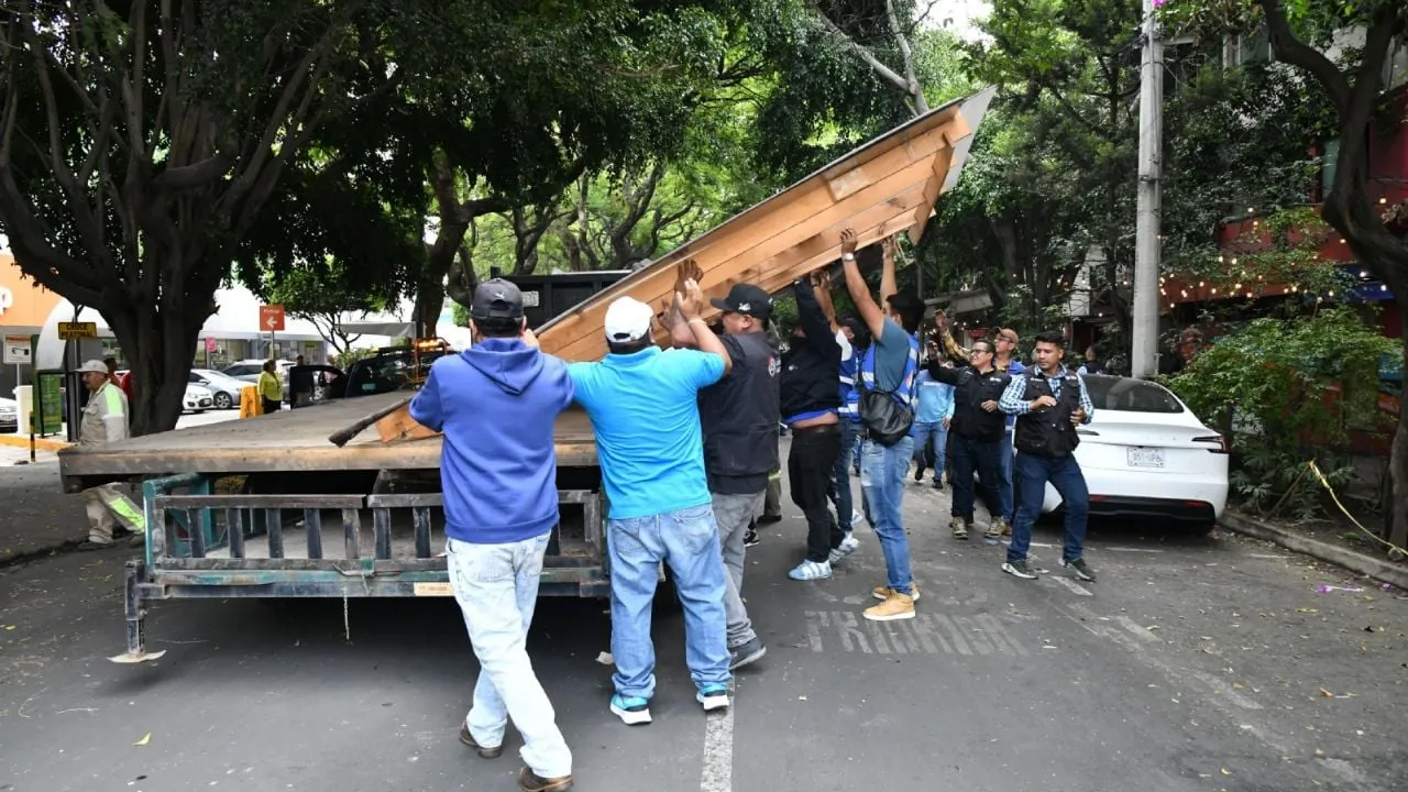 Benito Juárez quitará pérgolas de establecimientos en Nápoles y Del Valle