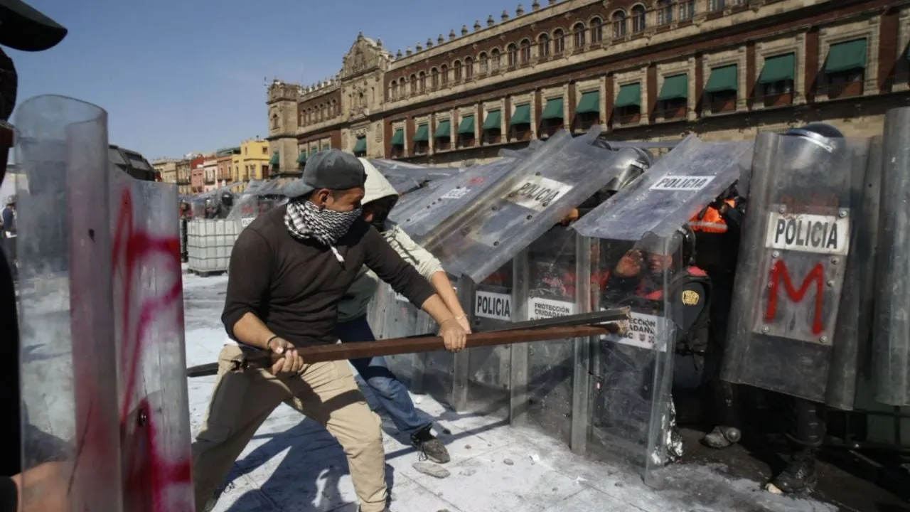 Morena, PT y PVEM condenan actos violentos en marcha de la Generación Z