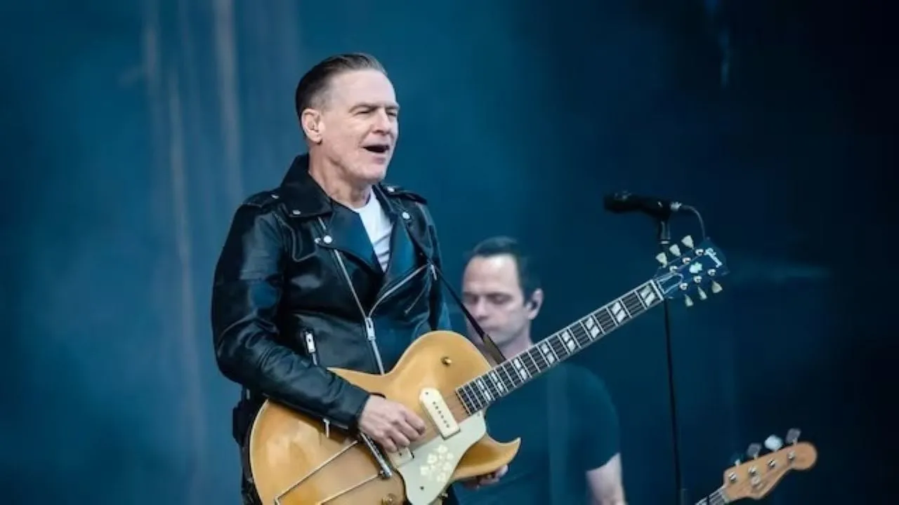 Bryan Adams llena de nostalgia y de reinvención la Arena CDMX (Videos)