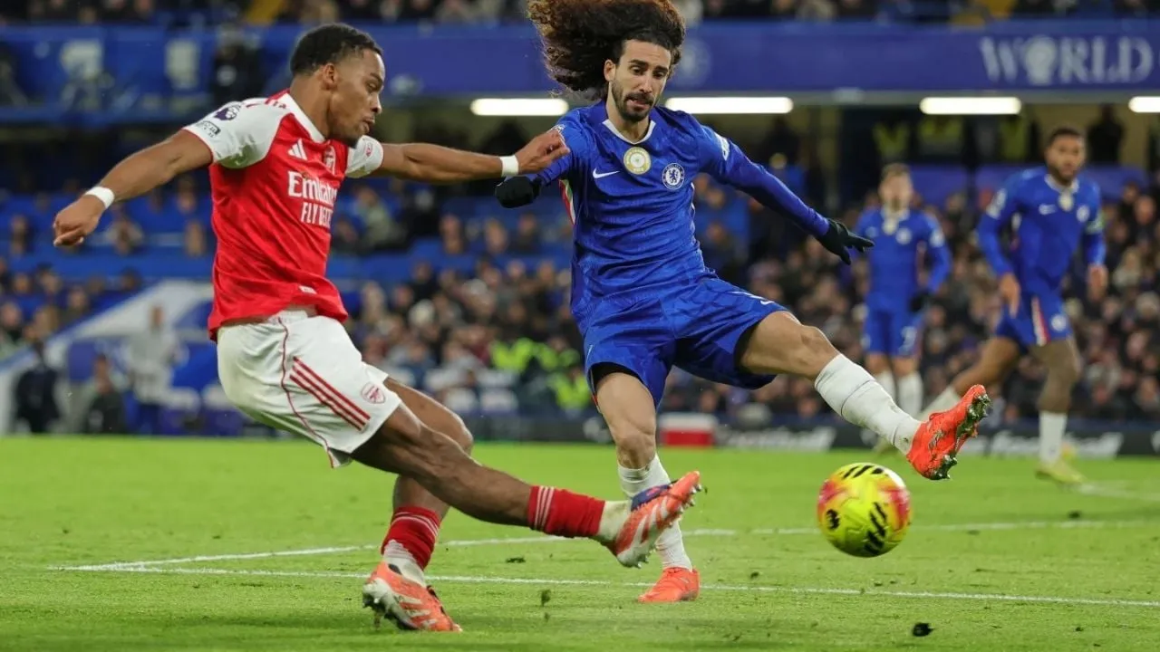 Chelsea se queda con 10 hombres, pero rescata el empate 1-1 contra el Arsenal