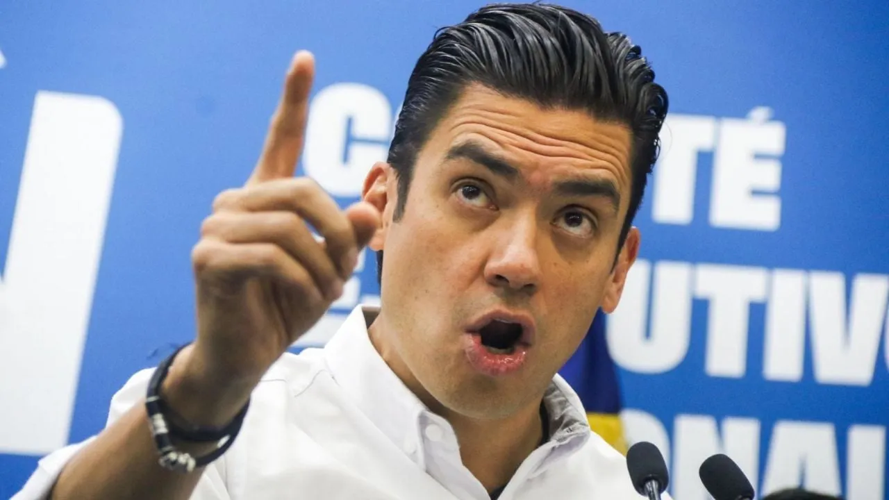 Jorge Romero reconoce que el joven convocante de la marcha Gen-Z tiene contrato con el PAN