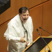 Fernández Noroña niega que EU cancelara su visa y critica a medios por informar de sus viajes