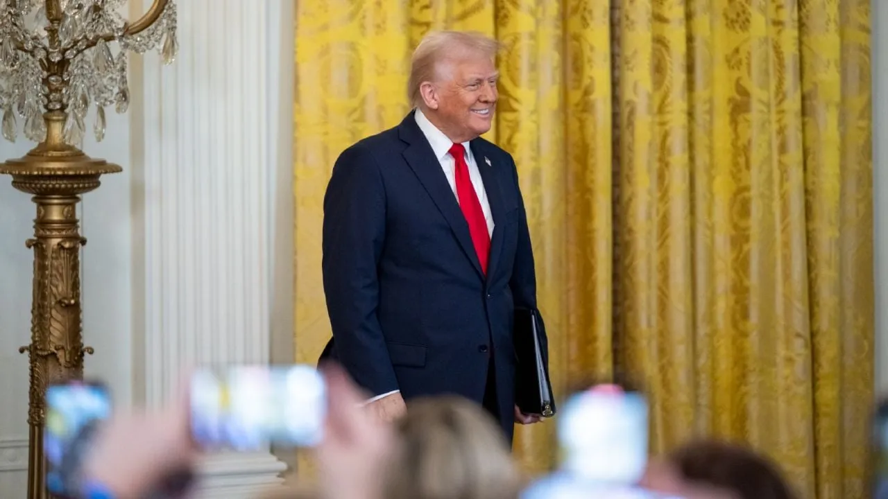 Peso muestra volatilidad por el regreso de los aranceles de Trump