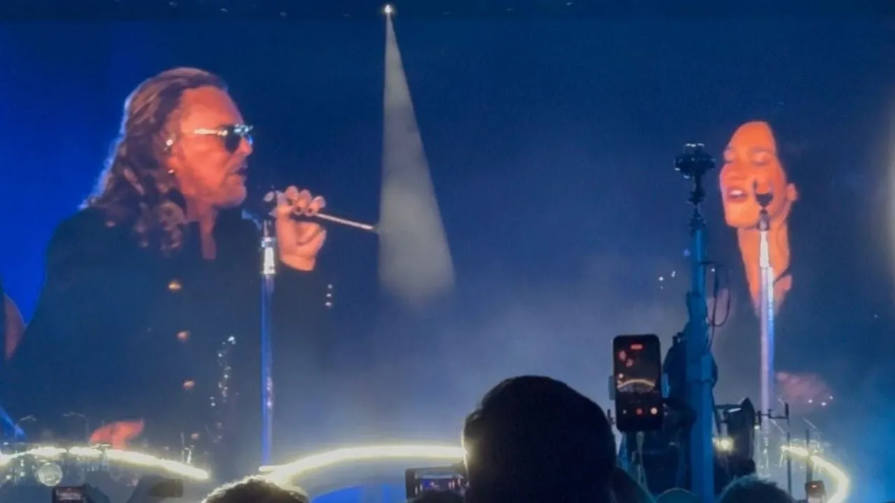 “Oye mi amor”, la sorpresa de Dua Lipa a dúo con Fher de Maná en su segunda fecha en México (Video)