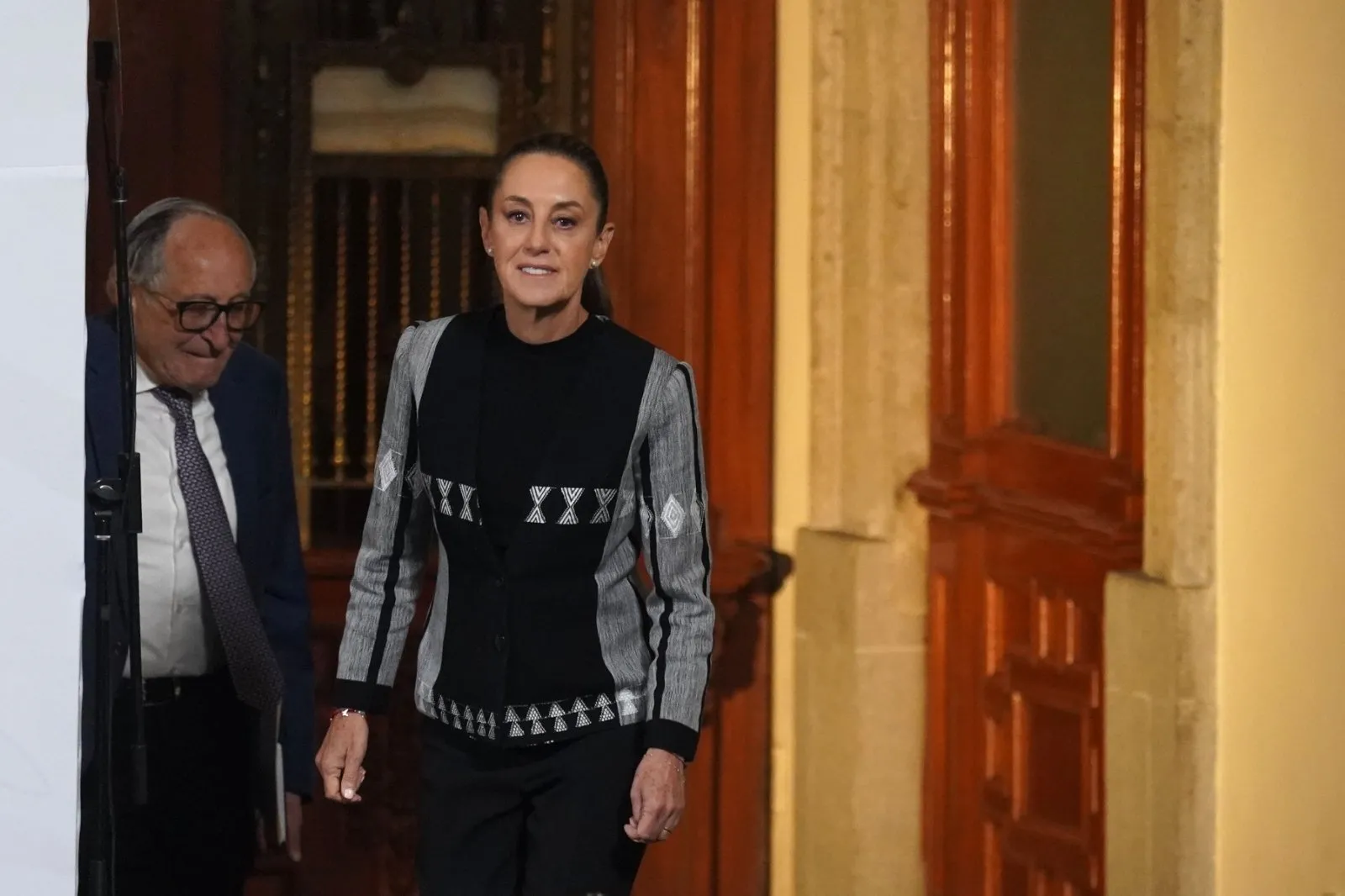 Sheinbaum aseguró que no cuentan con datos biométricos de migrantes