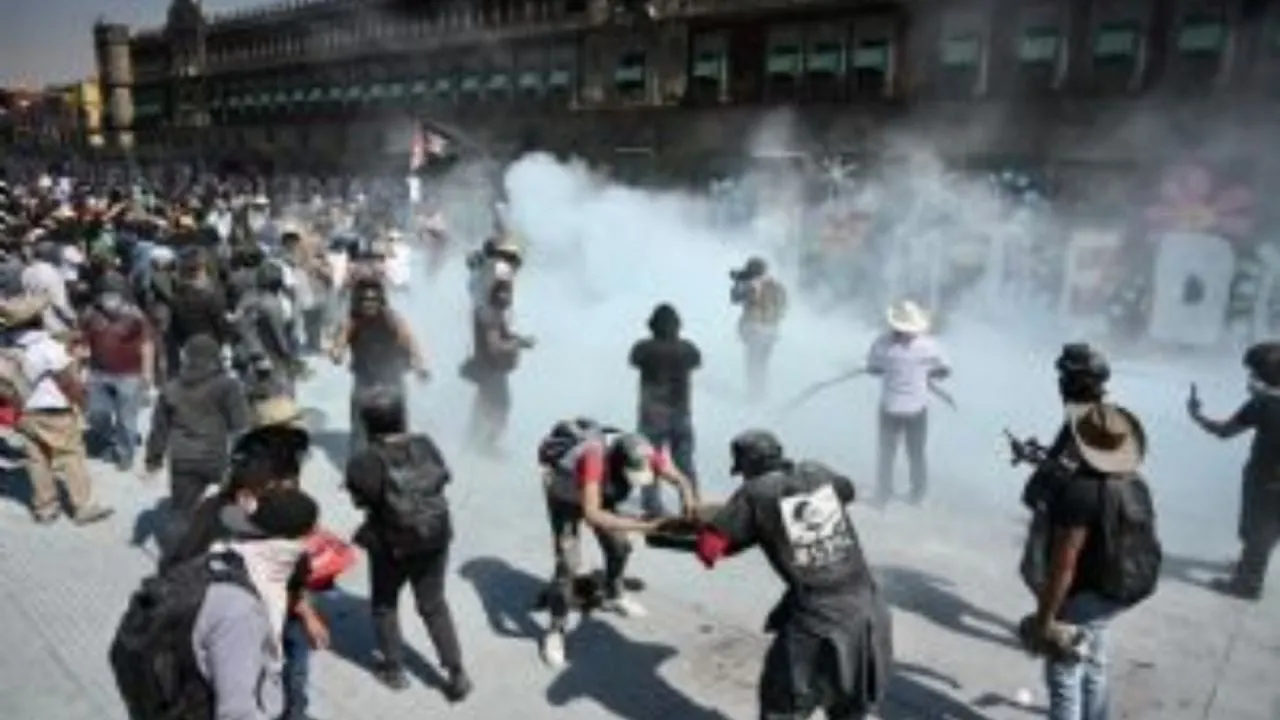 Vocero de Morena denunció al PAN por influencer que promovió la marcha de la Generación Z