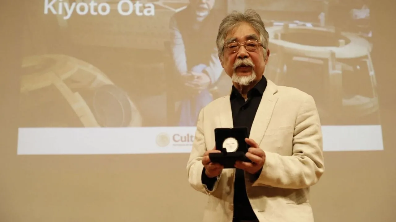 Kiyoto Ota recibe la Medalla Bellas Artes 2025; el próximo año tendrá magna retrospectiva