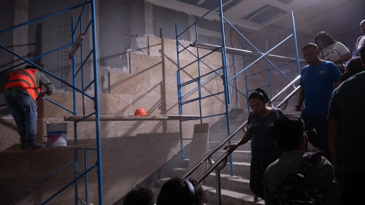 Línea 2 del Metro, un tren de problemas a menos de un mes del Mundial de la FIFA (Video)