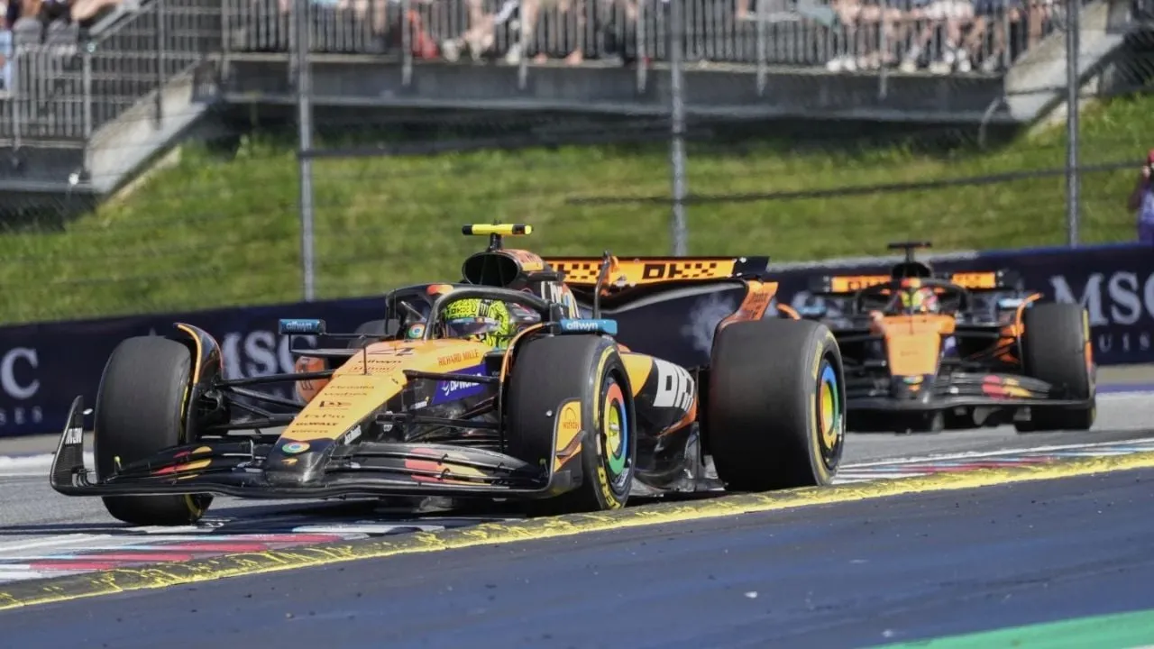 Lando Norris supera a Oscar Piastri y gana el Gran Premio de Austria