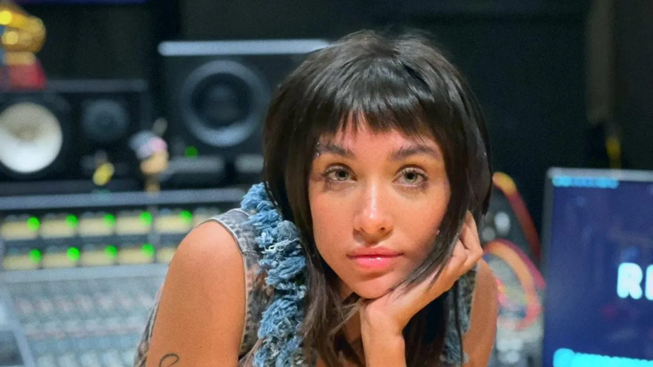 Hospitalizan a la cantante argentina María Becerra tras sufrir embarazo ectópico