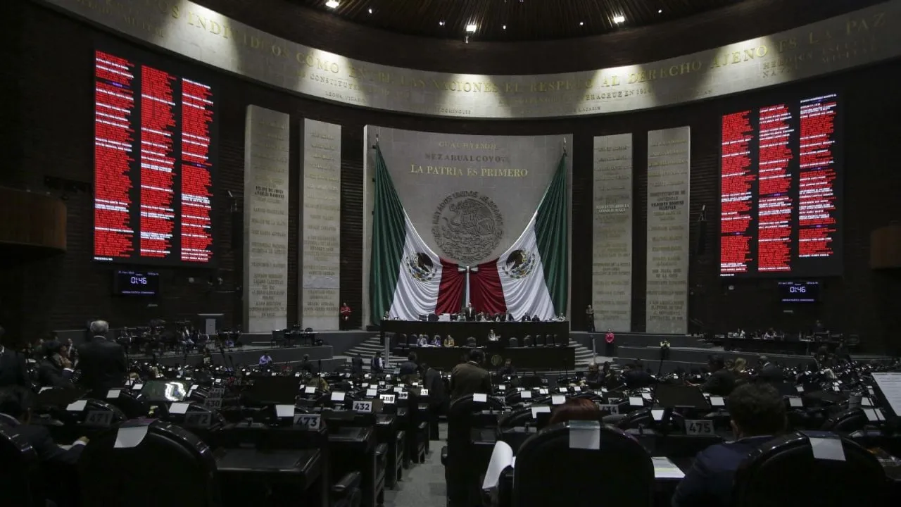 Cámara de Diputados recibe la iniciativa de reforma para eliminar trámites burocráticos