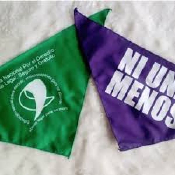 VERDE Y MORADO